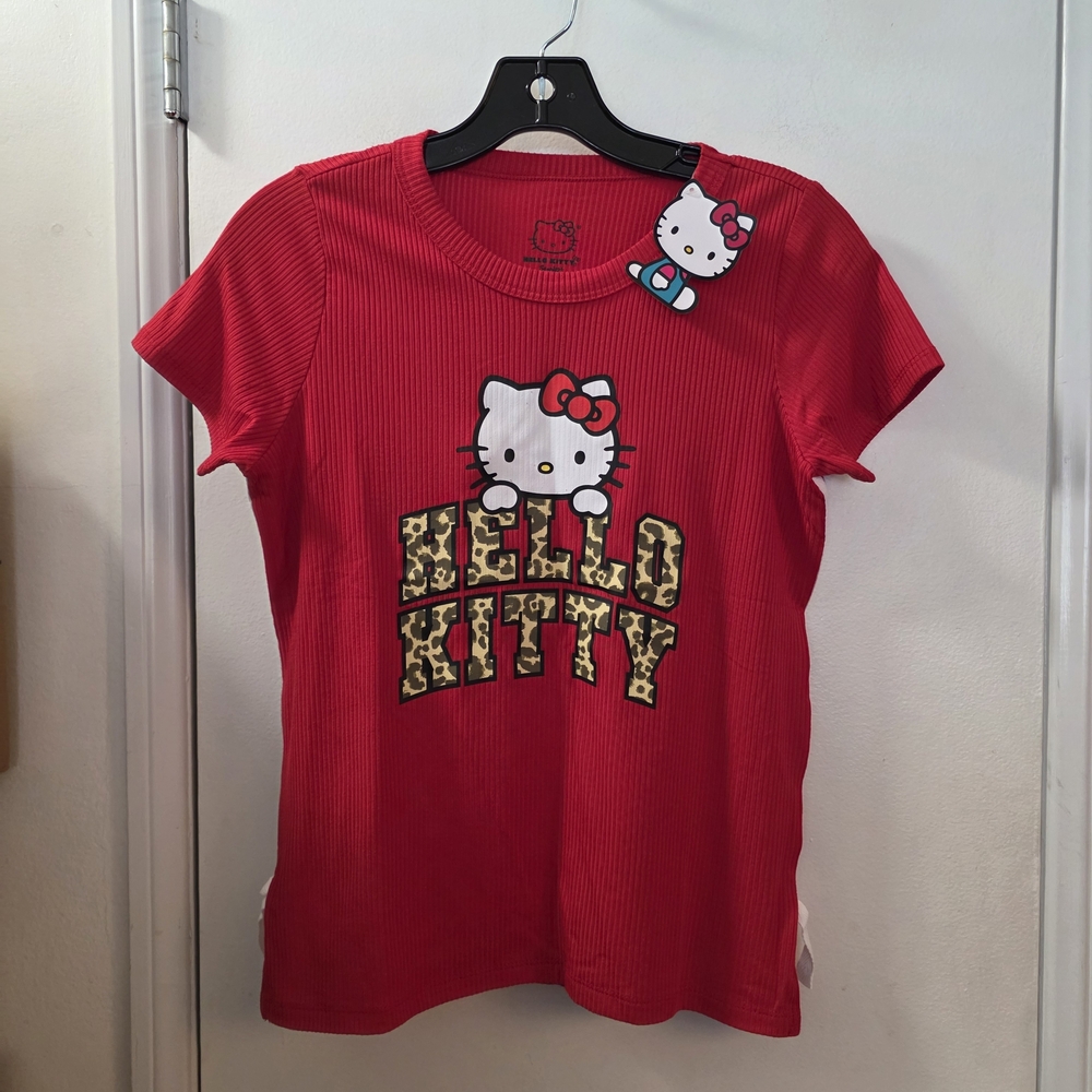 Hello Kitty Red Girls' Graphic Tee - Picture 2 of 6